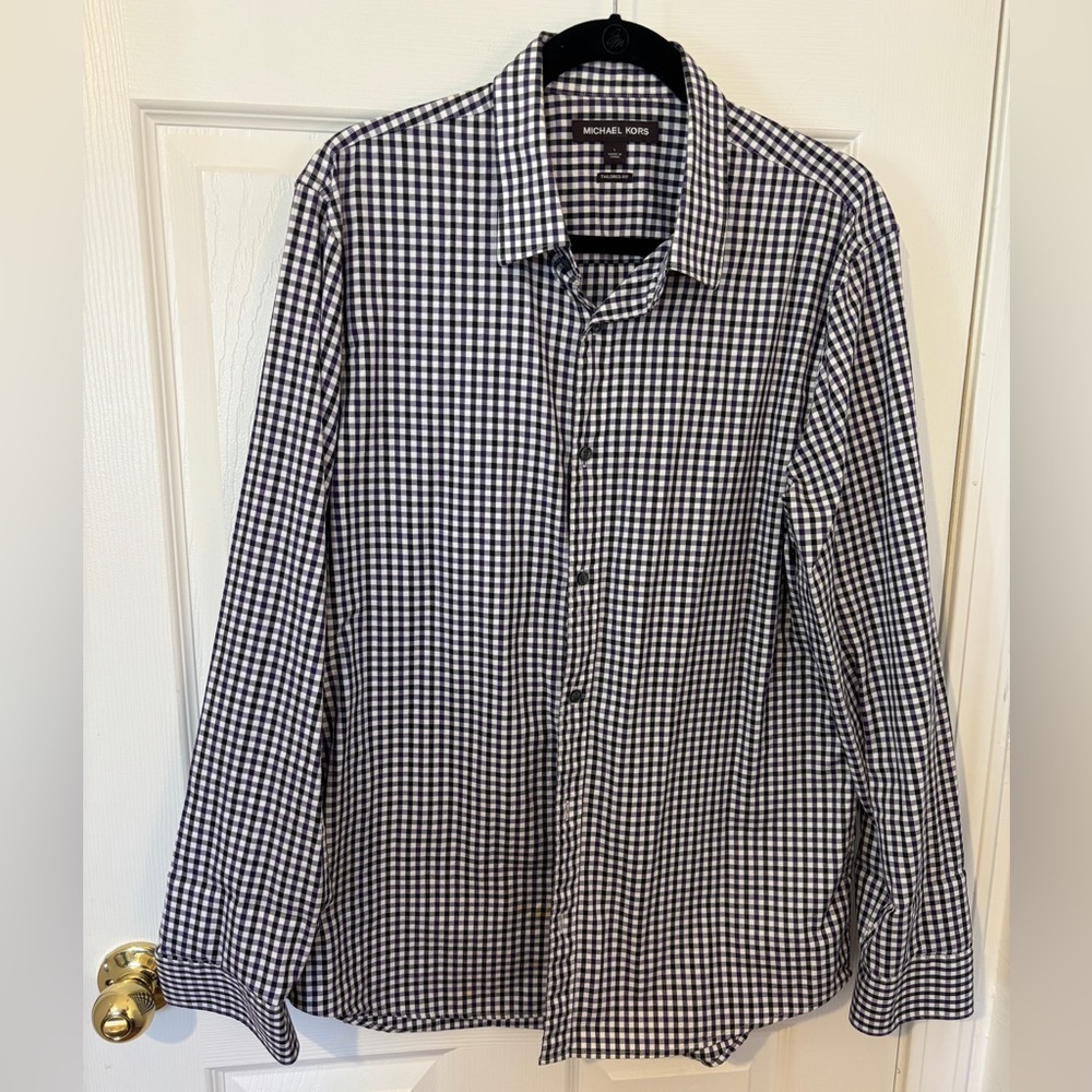 Men’s Size Lg Michael Kors Tailored Fit Plaid‎ Shirt With An Essence Of Purple